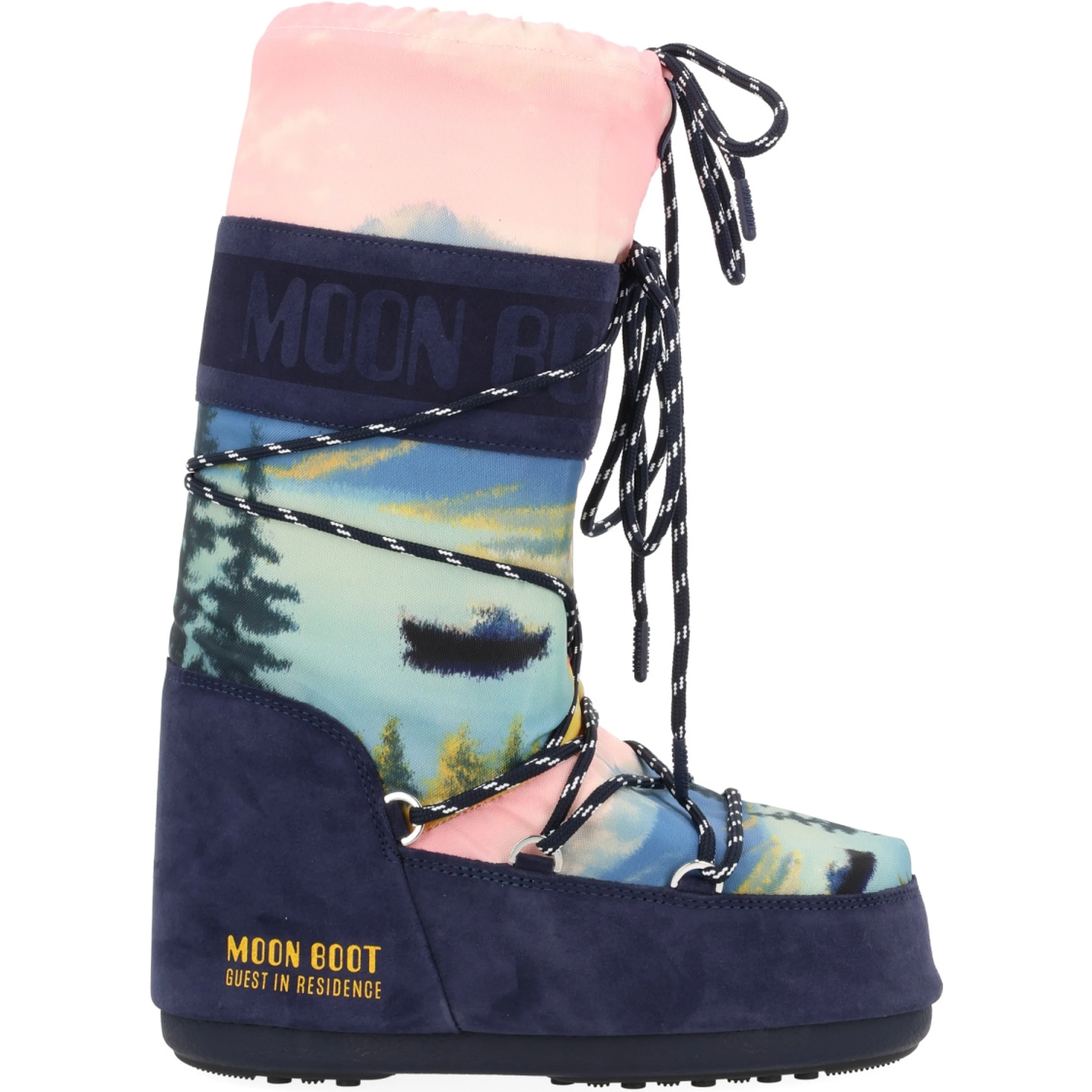 "MOON BOOT X GUEST IN RESIDENCE" BOOT