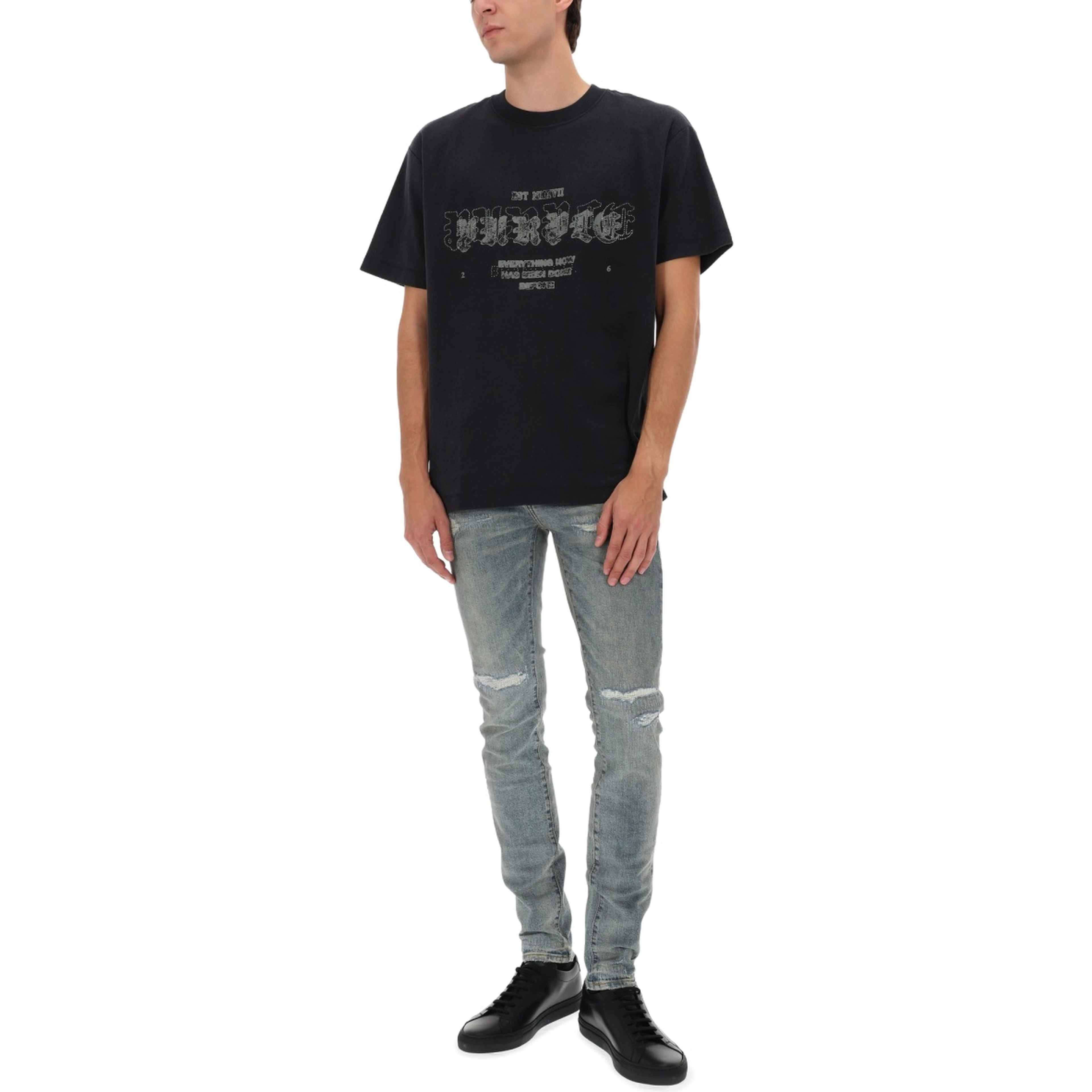 T-SHIRT WITH LOGO