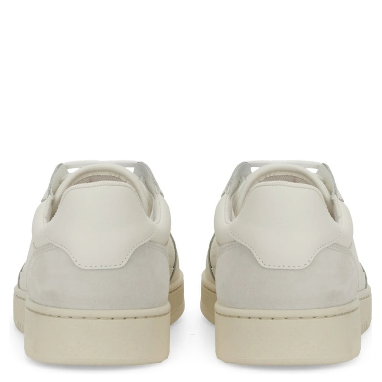 SNEAKER "SAYS IT"