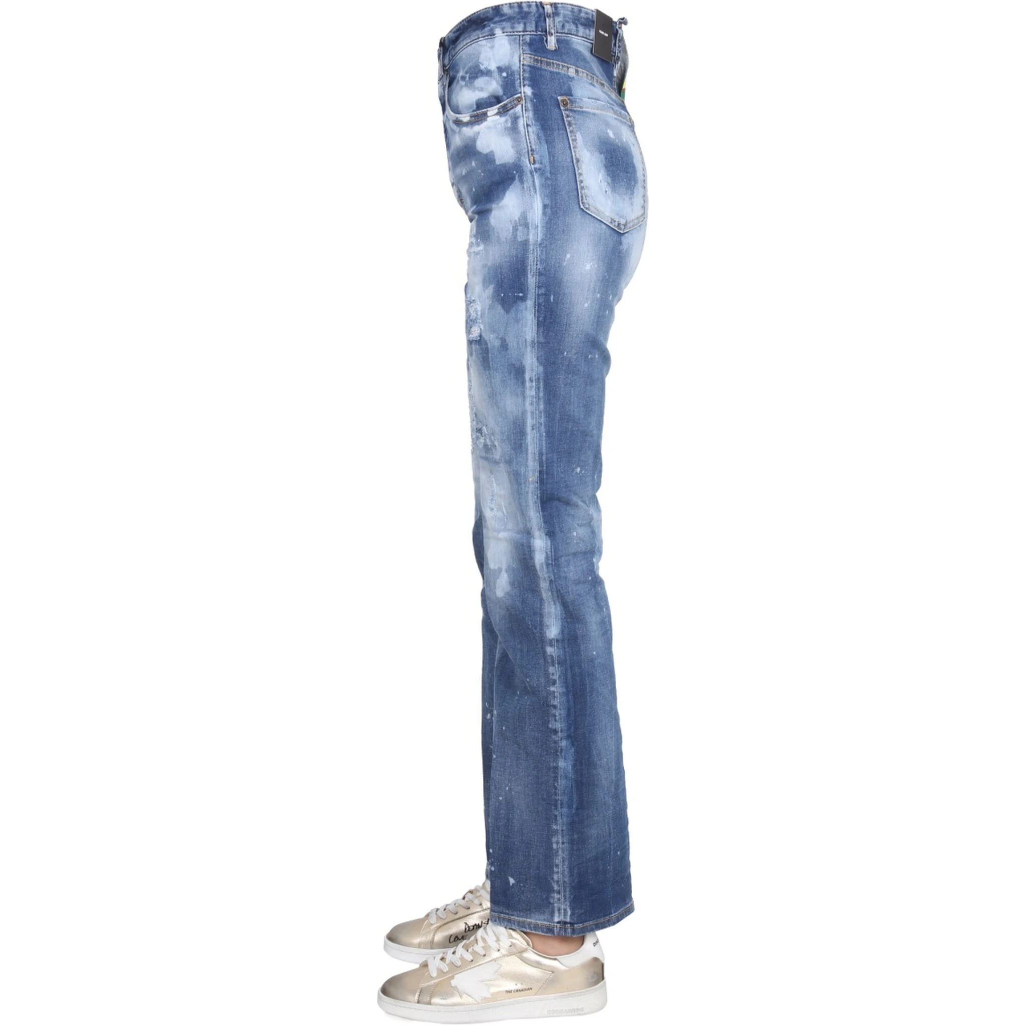 JEANS IN DENIM