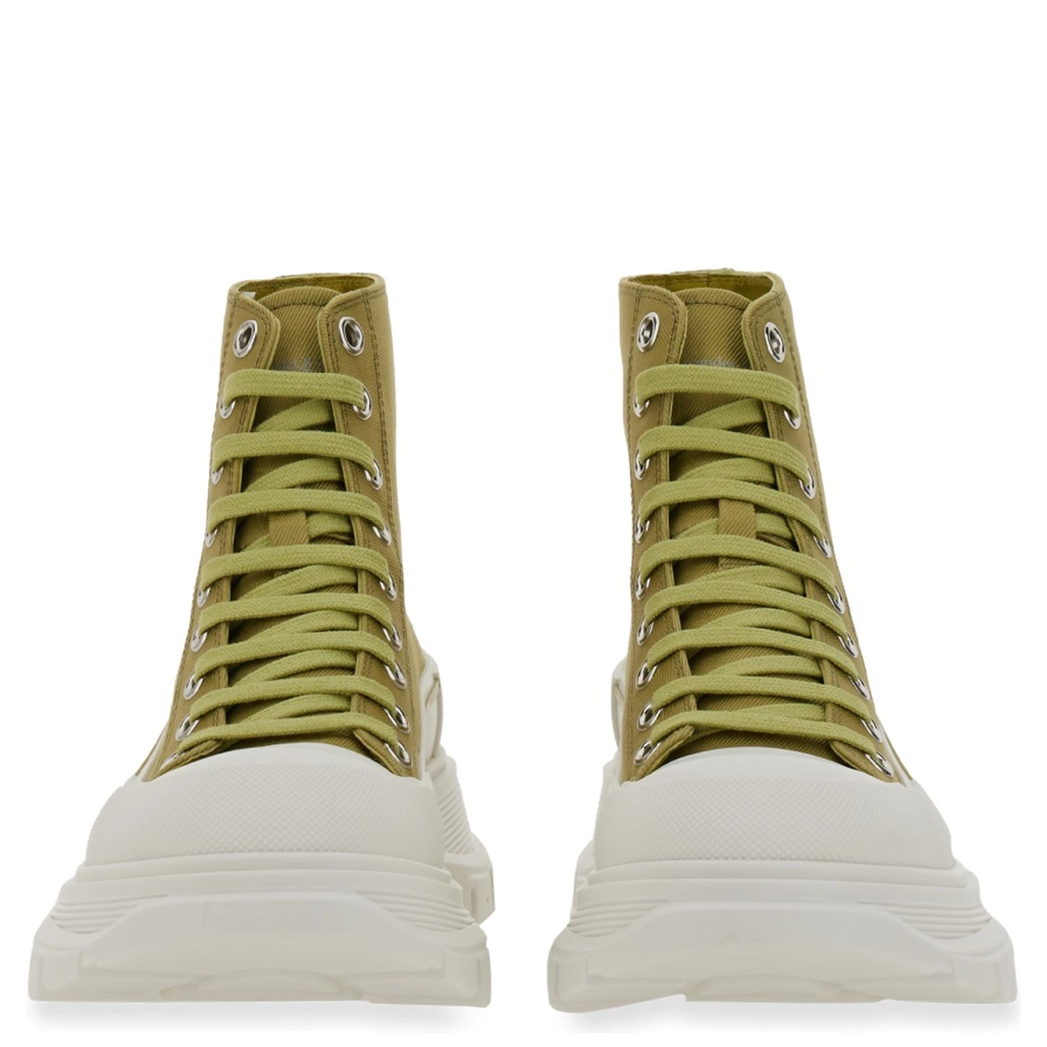 SNEAKER TREAD SLICK