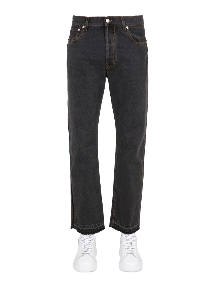 RAW CUT JEANS