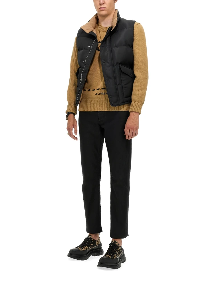 GRAFFITI LOGO PRINT DOWN VEST alternative