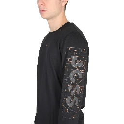 T-SHIRT WITH LOGO