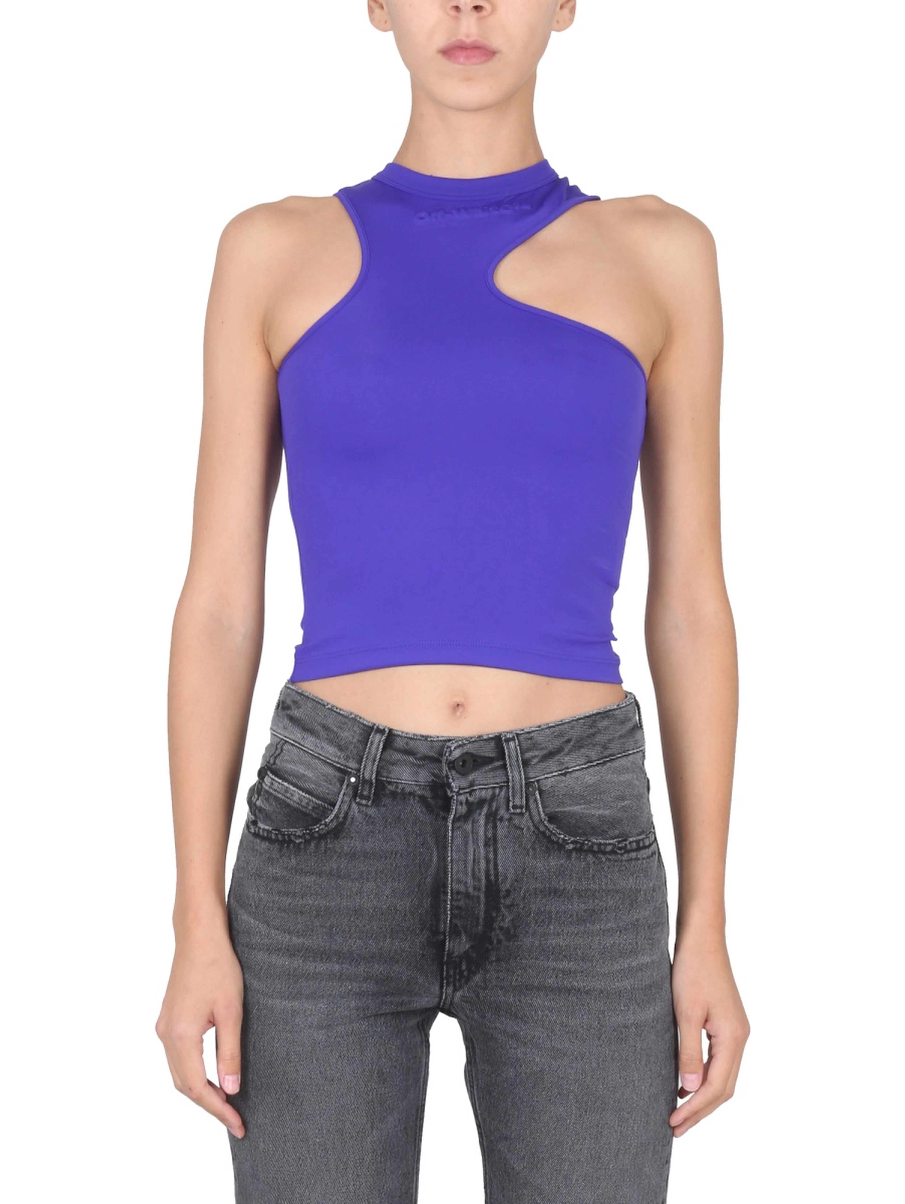 TOP WITH EMBOSSED LOGO