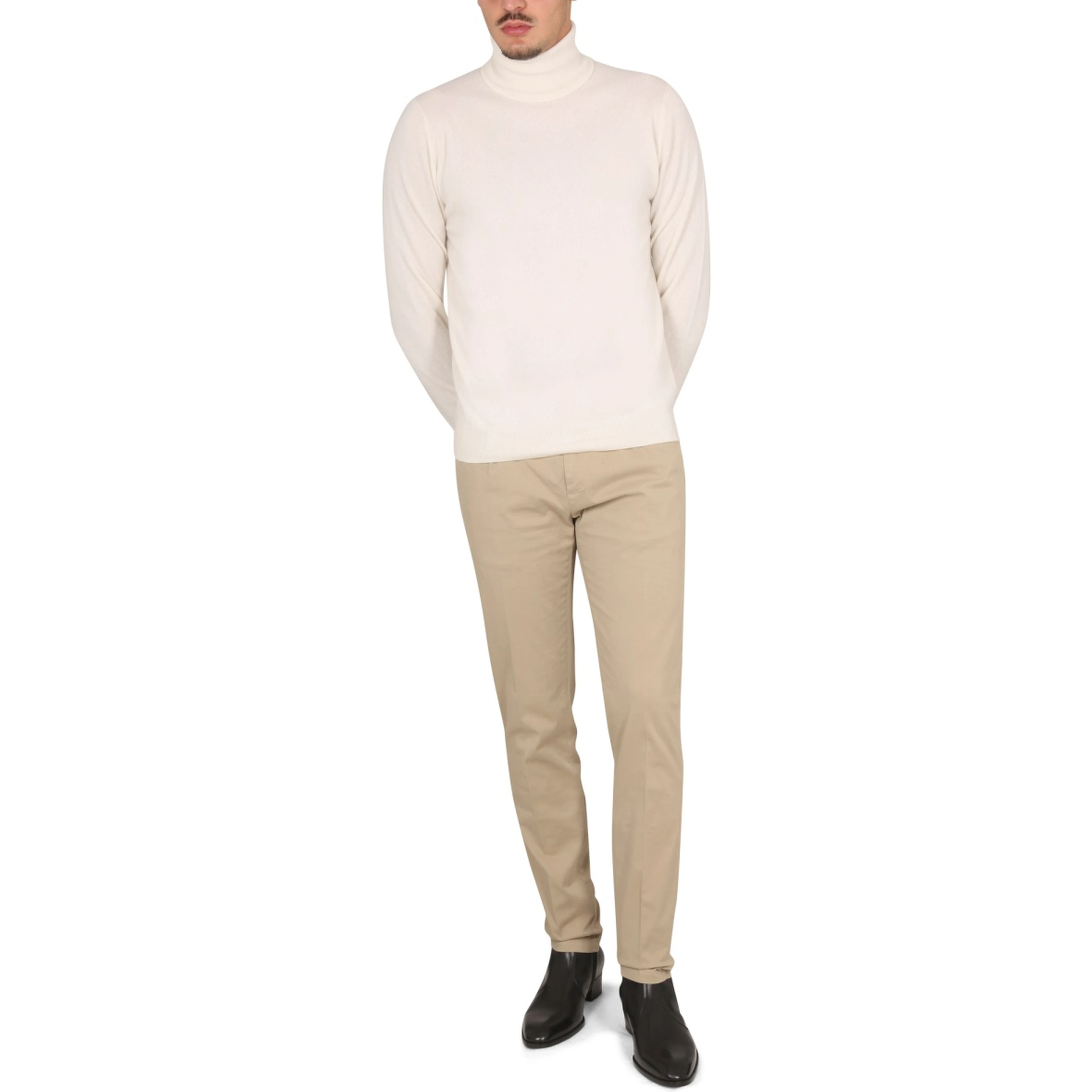 TURTLENECK SWEATER