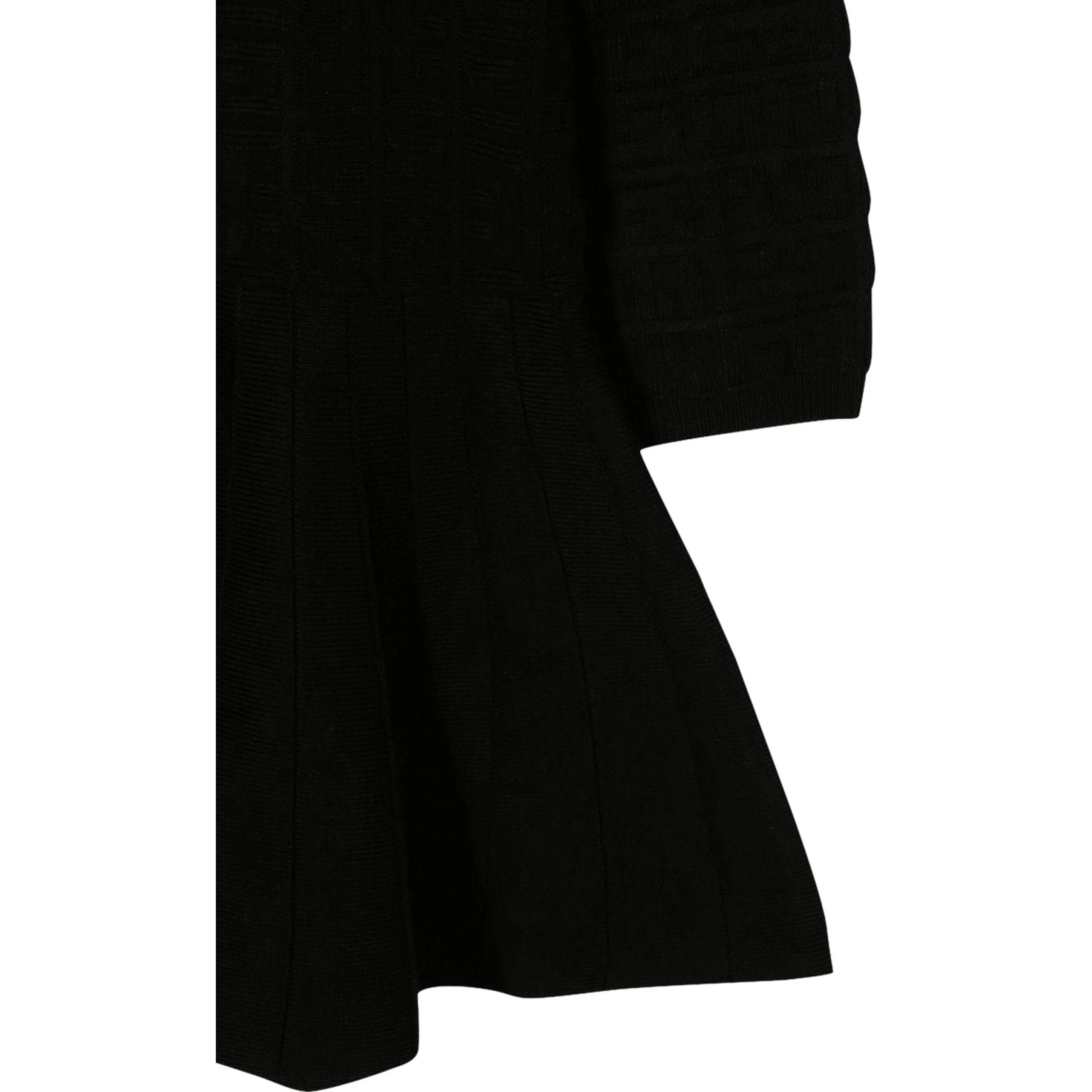LONG-SLEEVED DRESS