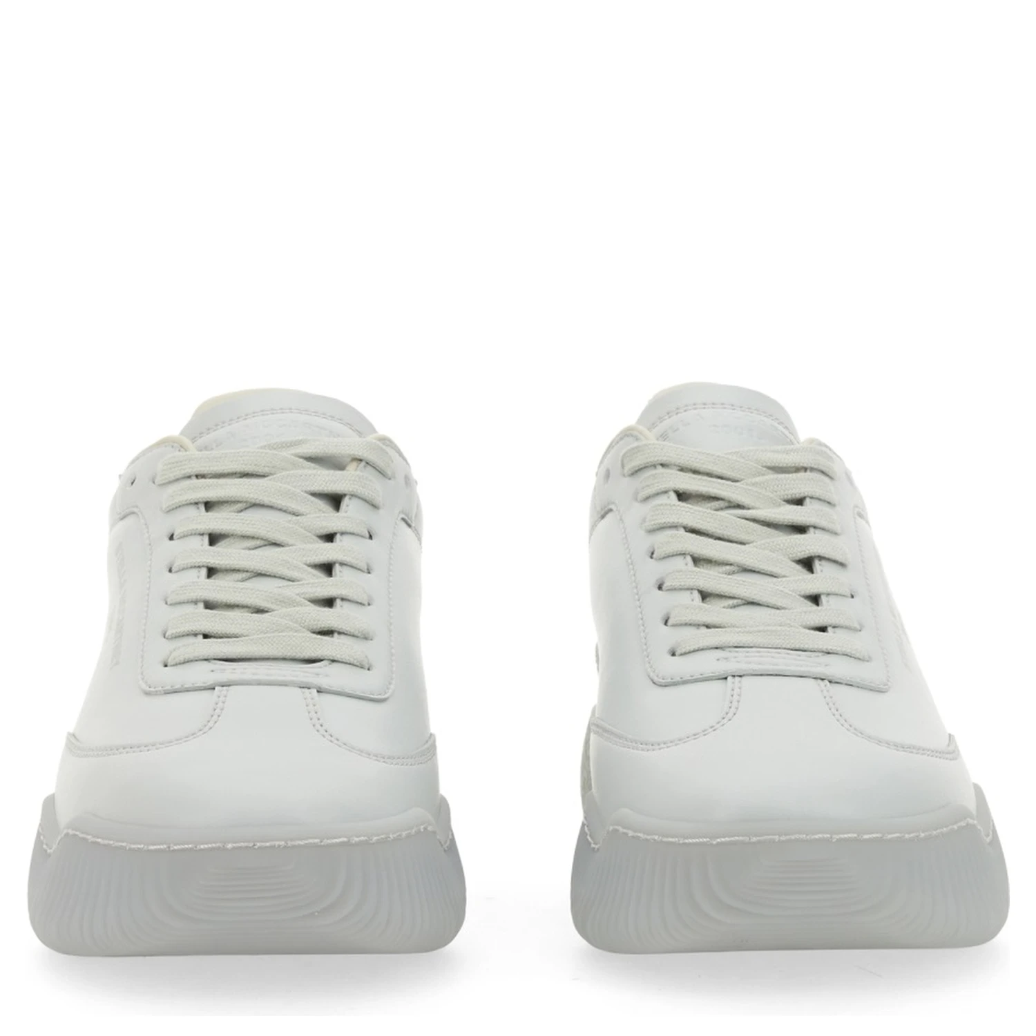 SNEAKER LOOP