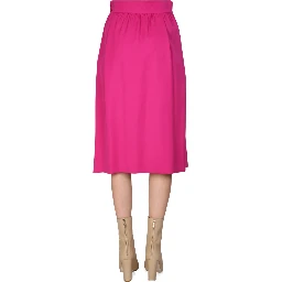 تنورة ميدي واسعة