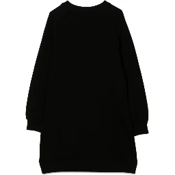 فستان بأزرار ذهبية