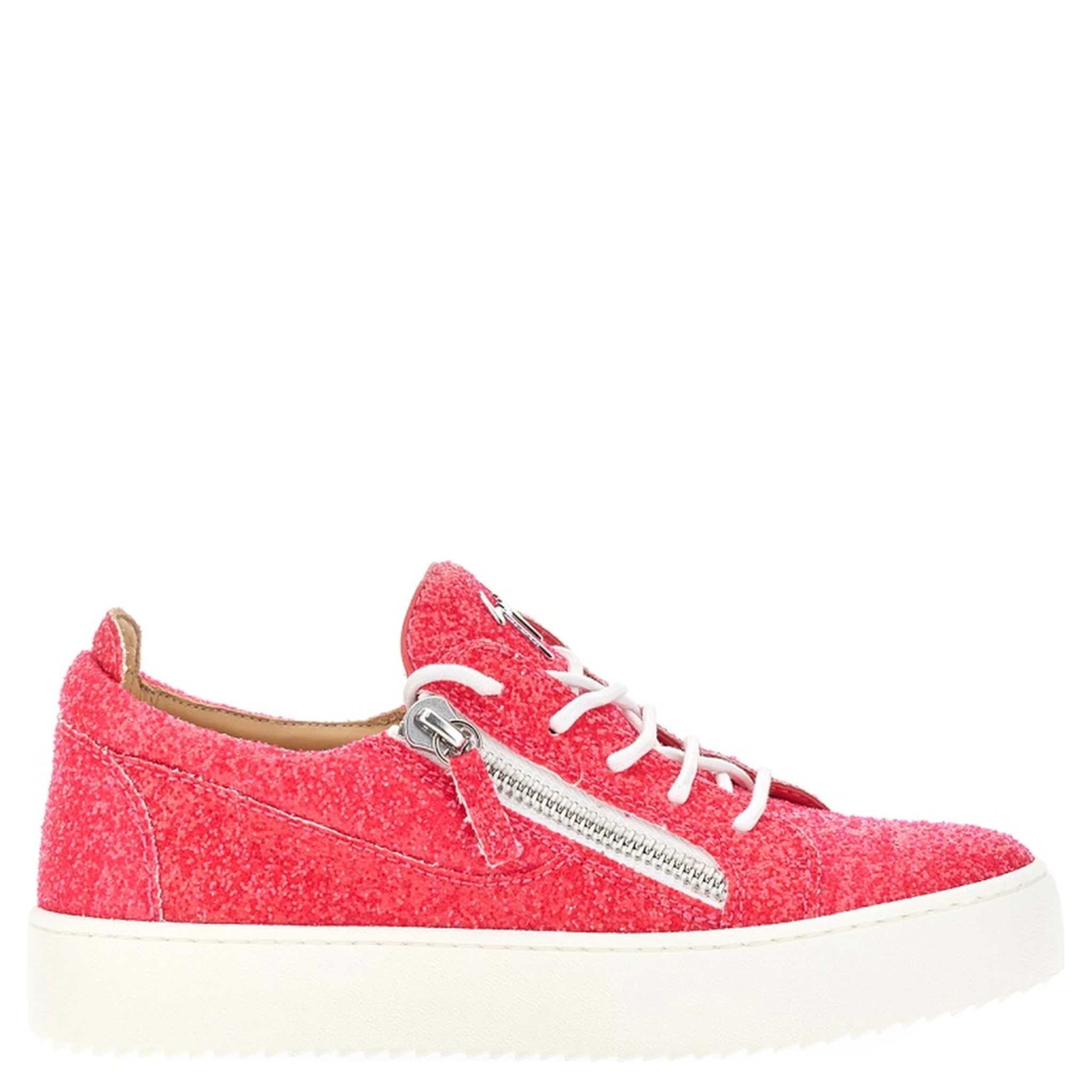 SNEAKER GAIL