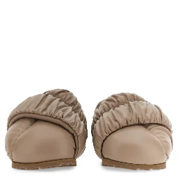 SANDAL TENT