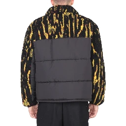 جاكيت بشعار