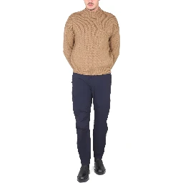 قميص بياقة عالية