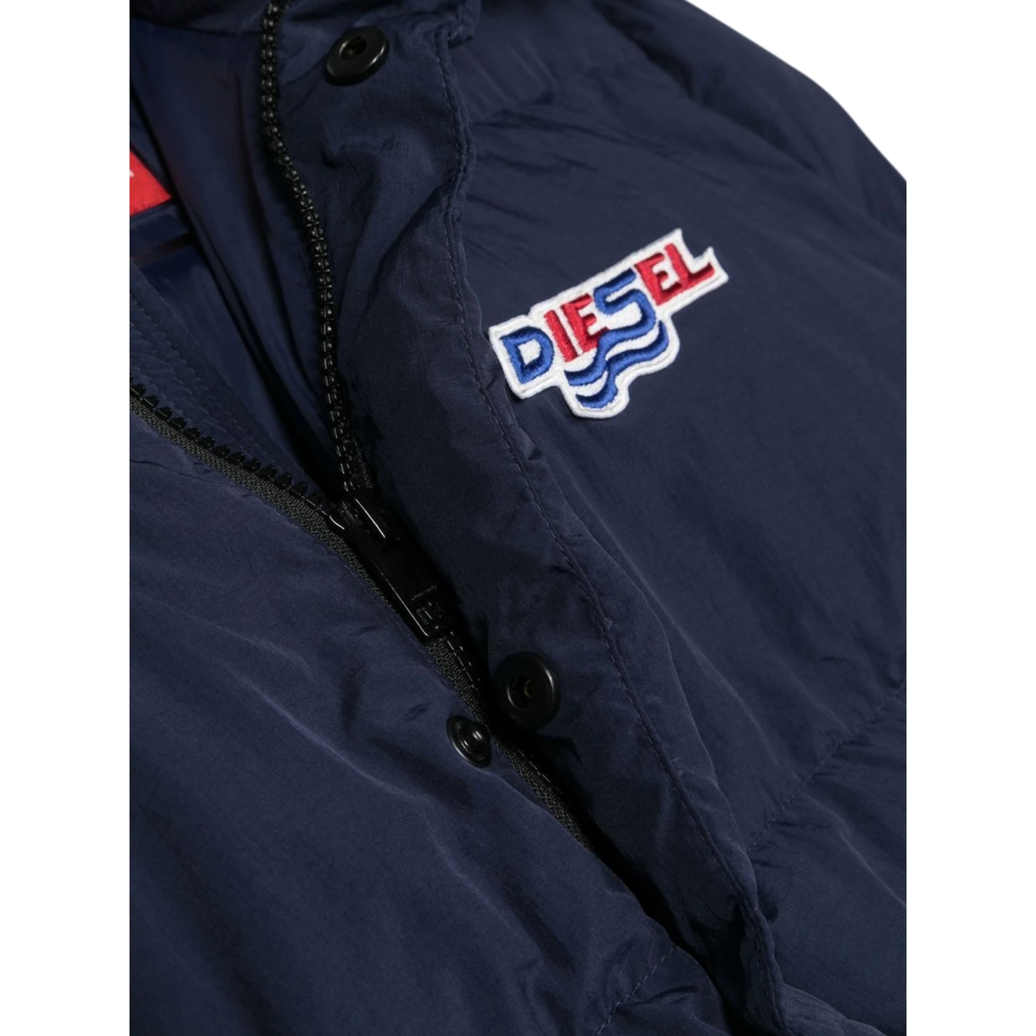 سترة مبطنة بغطاء للرأس