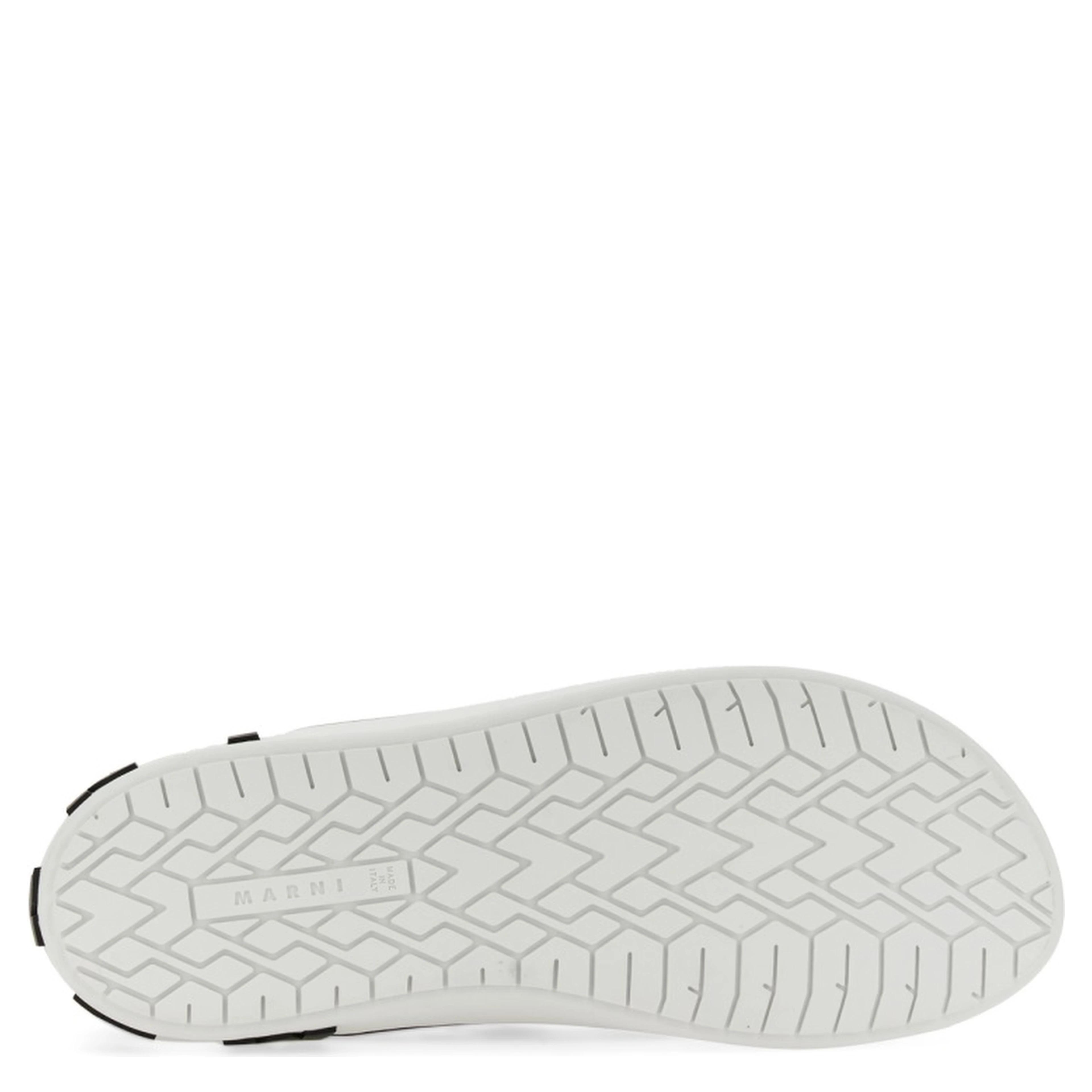 sneaker slip on