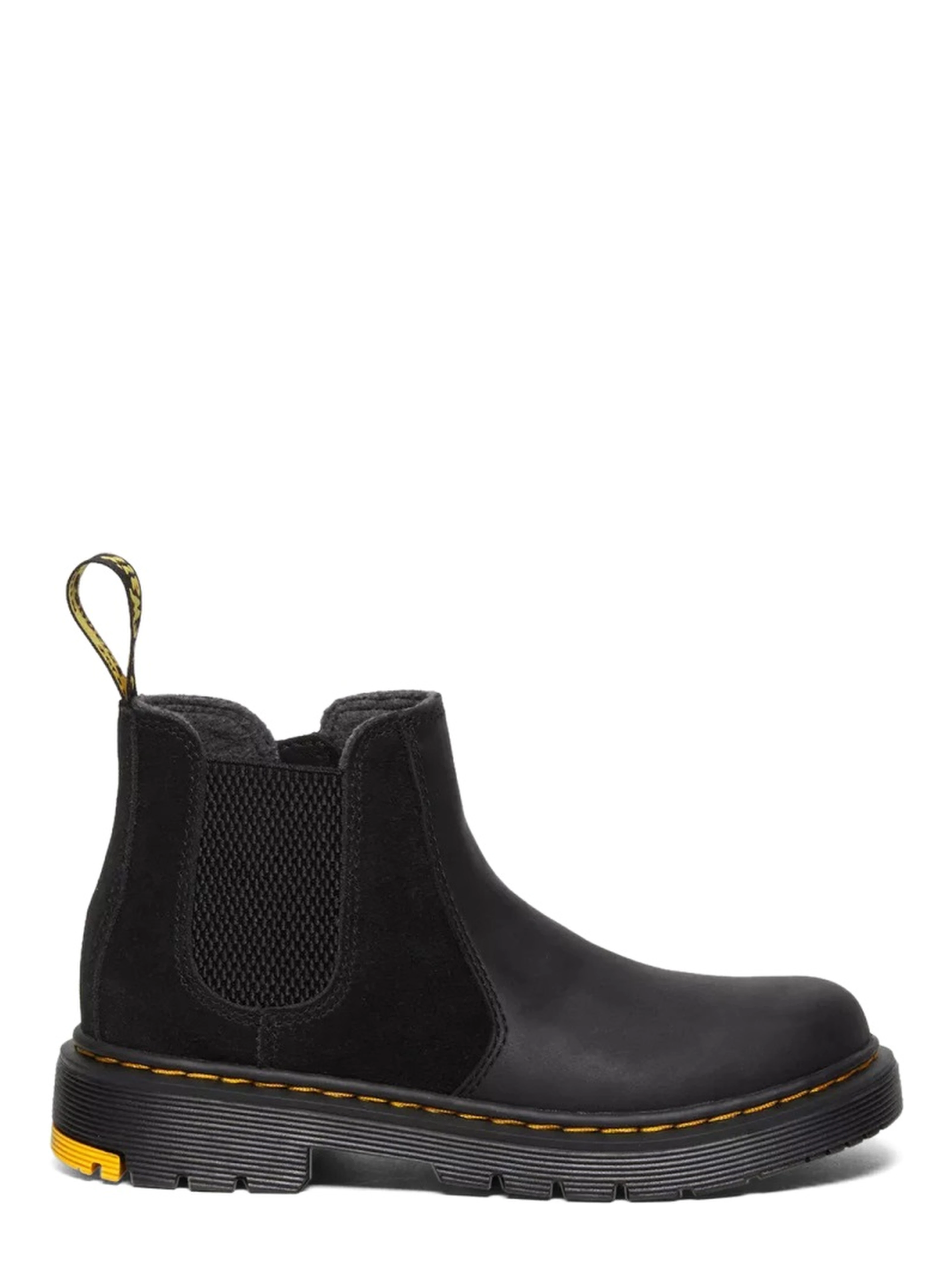 CHELSEA BOOTS.