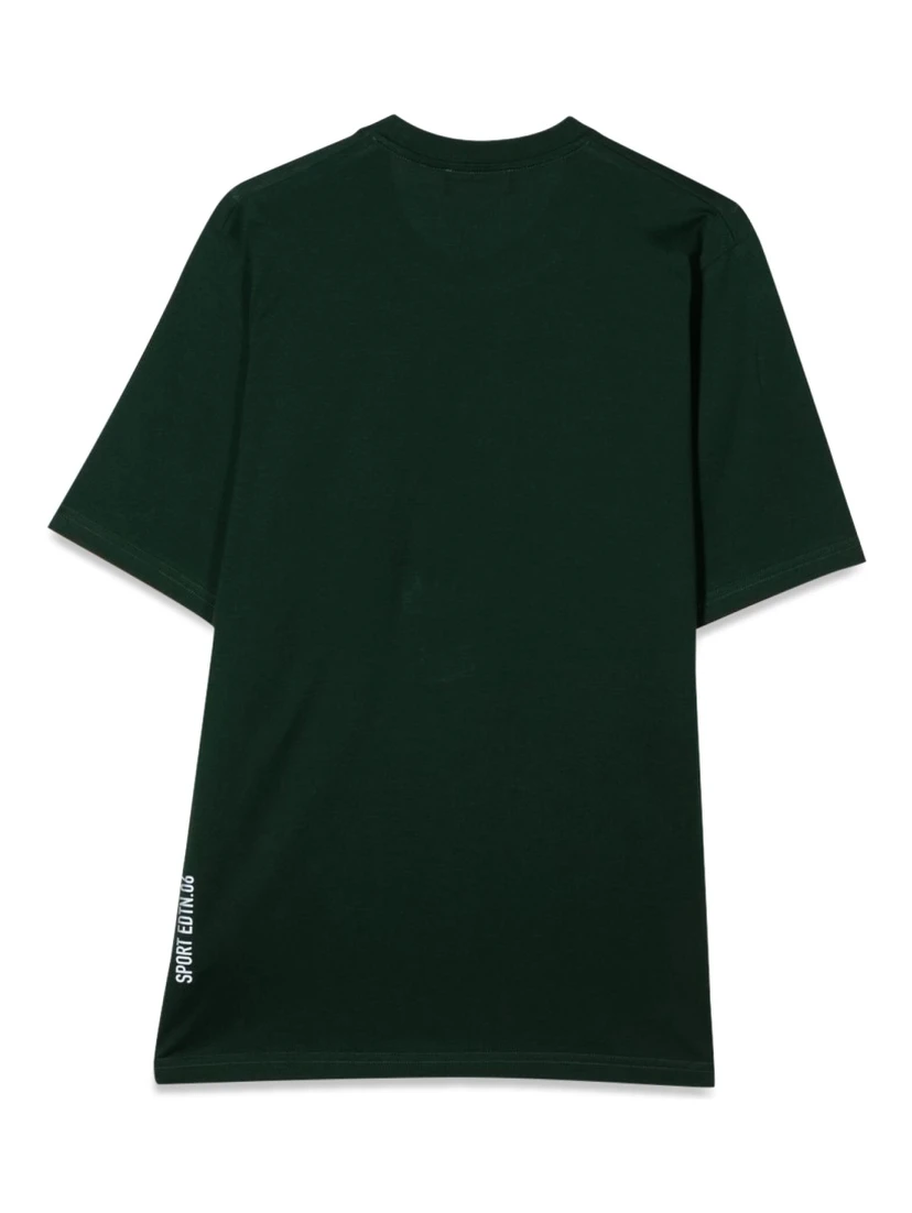 T-SHIRT WITH FRONT APPLIED PATCH