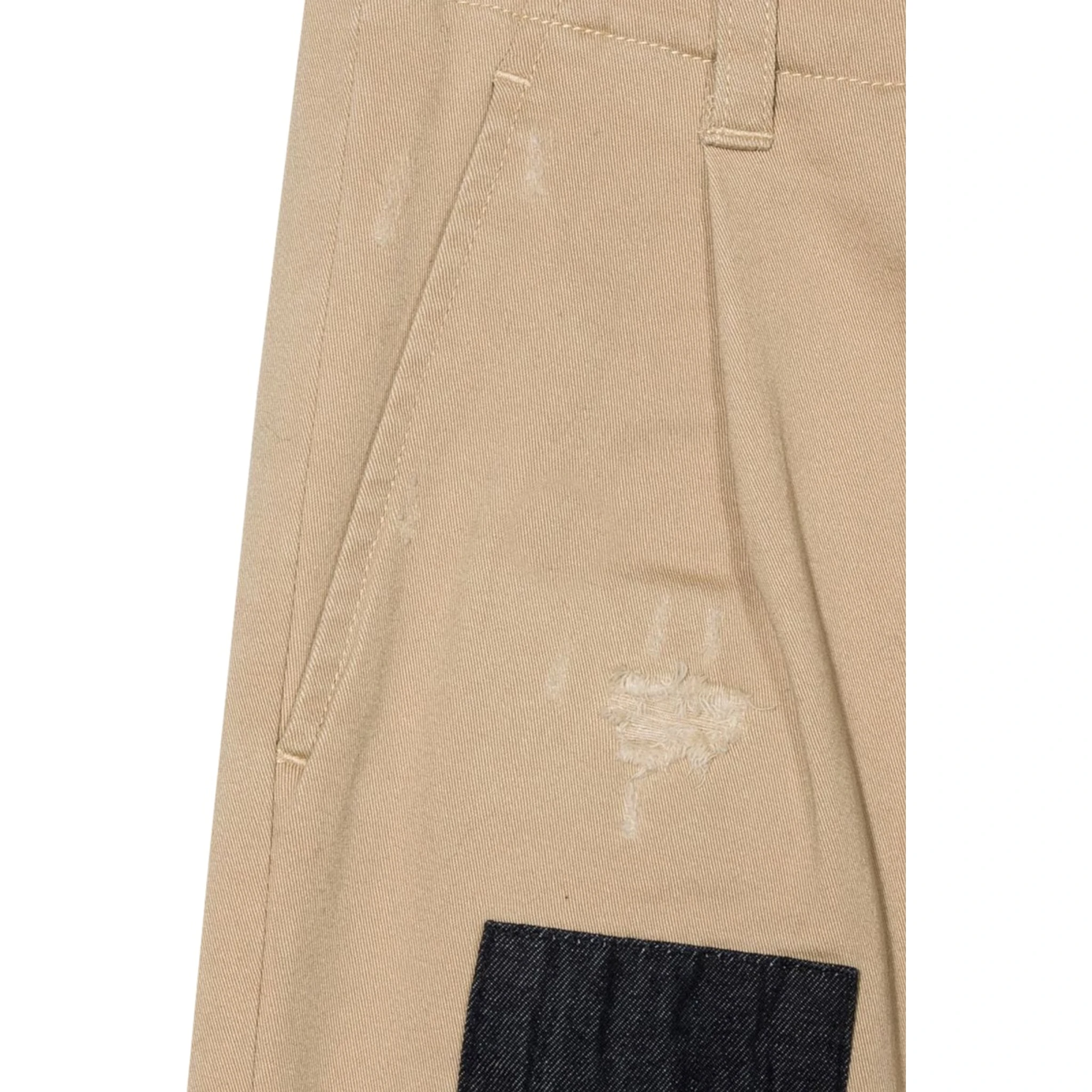 PANTS WITH PATCHES