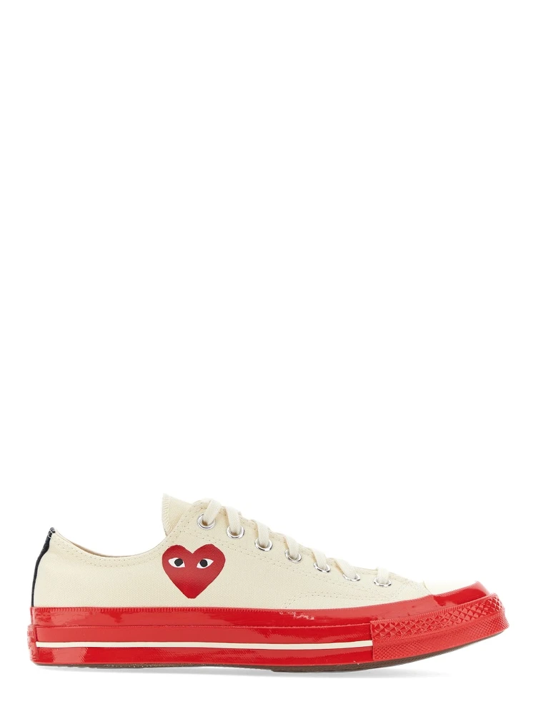HEART PRINT SNEAKER