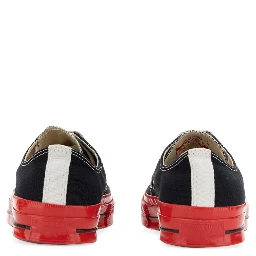HEART PRINT SNEAKER