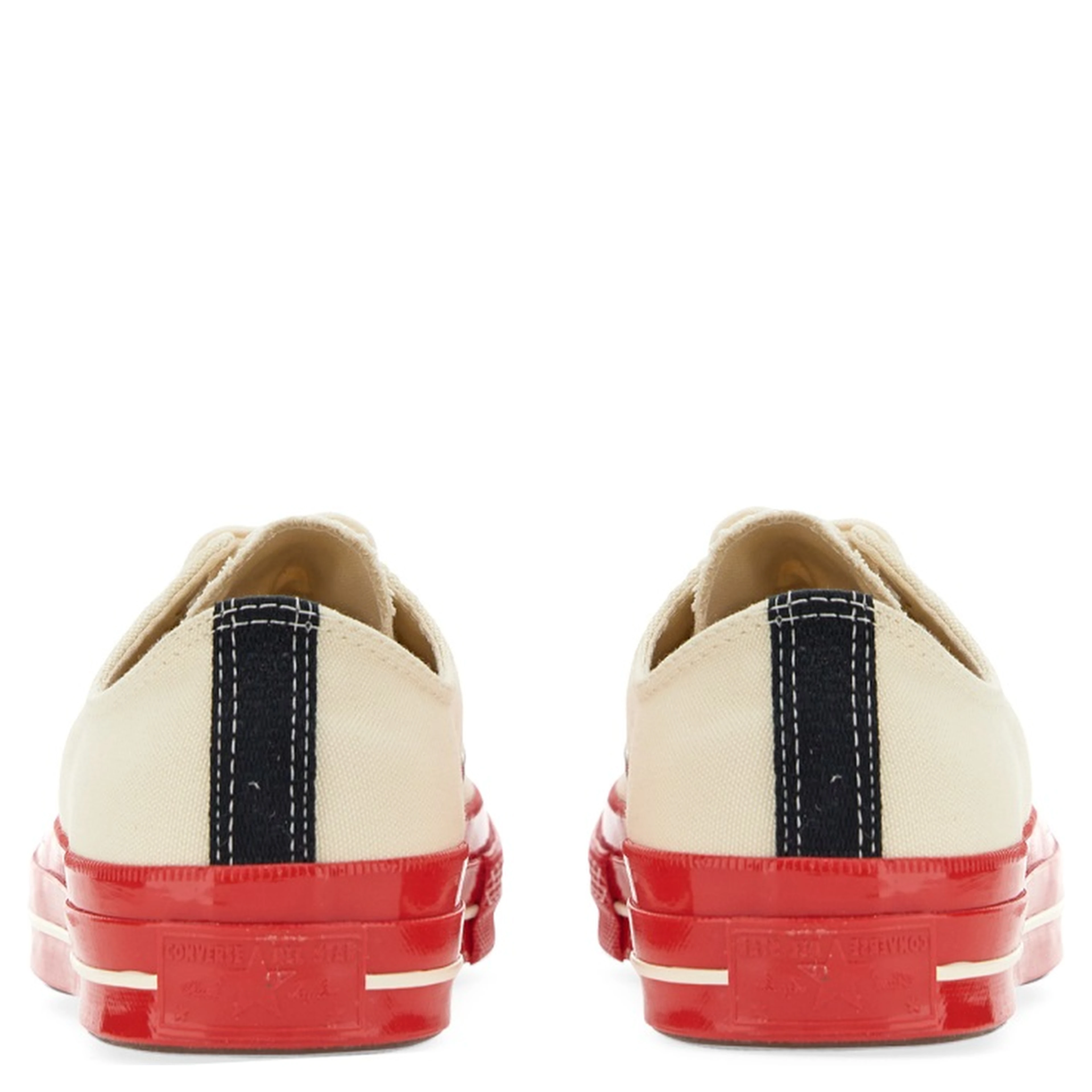 HEART PRINT SNEAKER