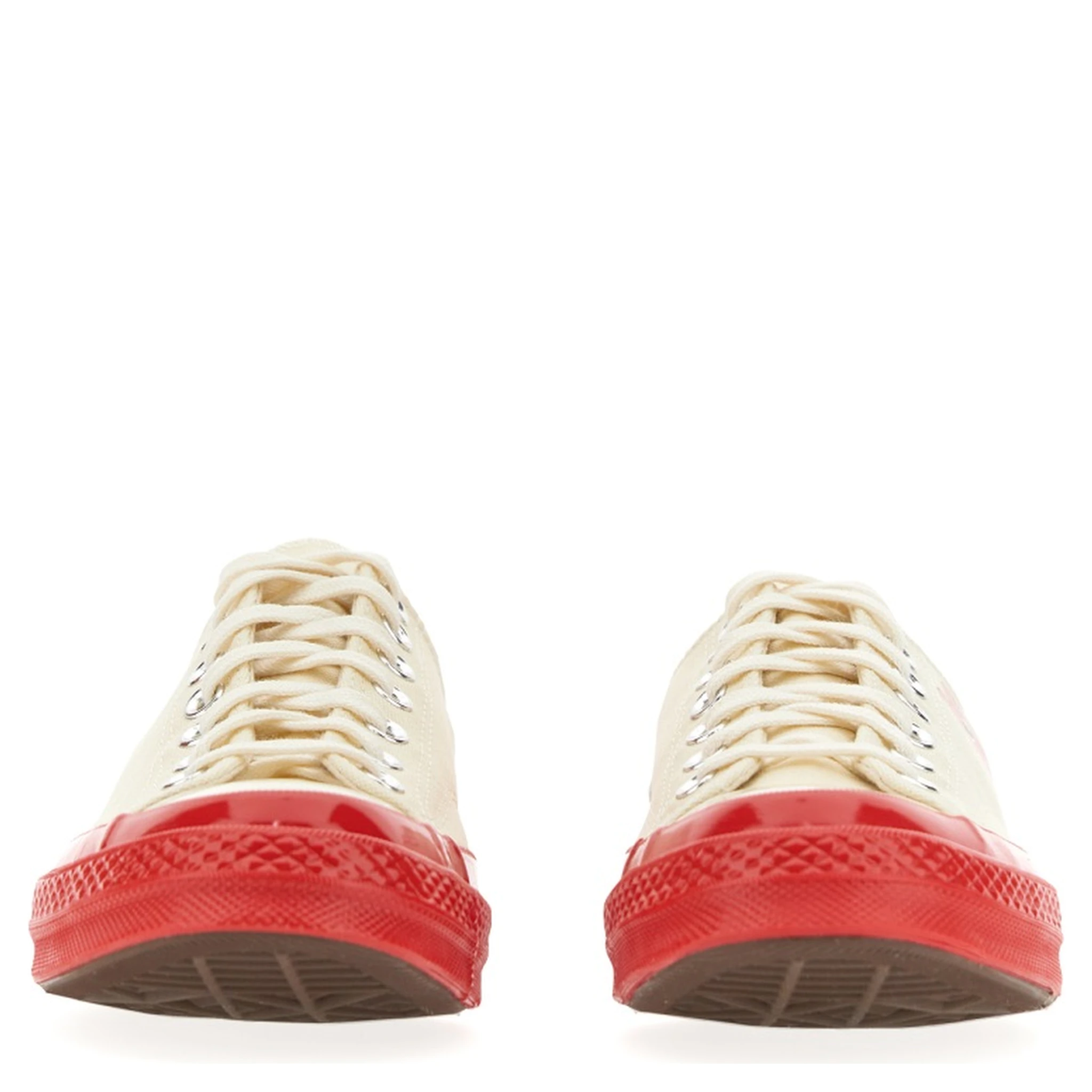 HEART PRINT SNEAKER