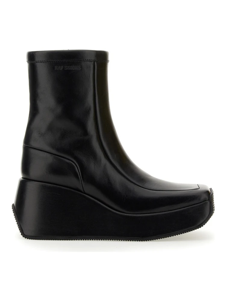 ANKLE BOOT WITH SQUARE TOE