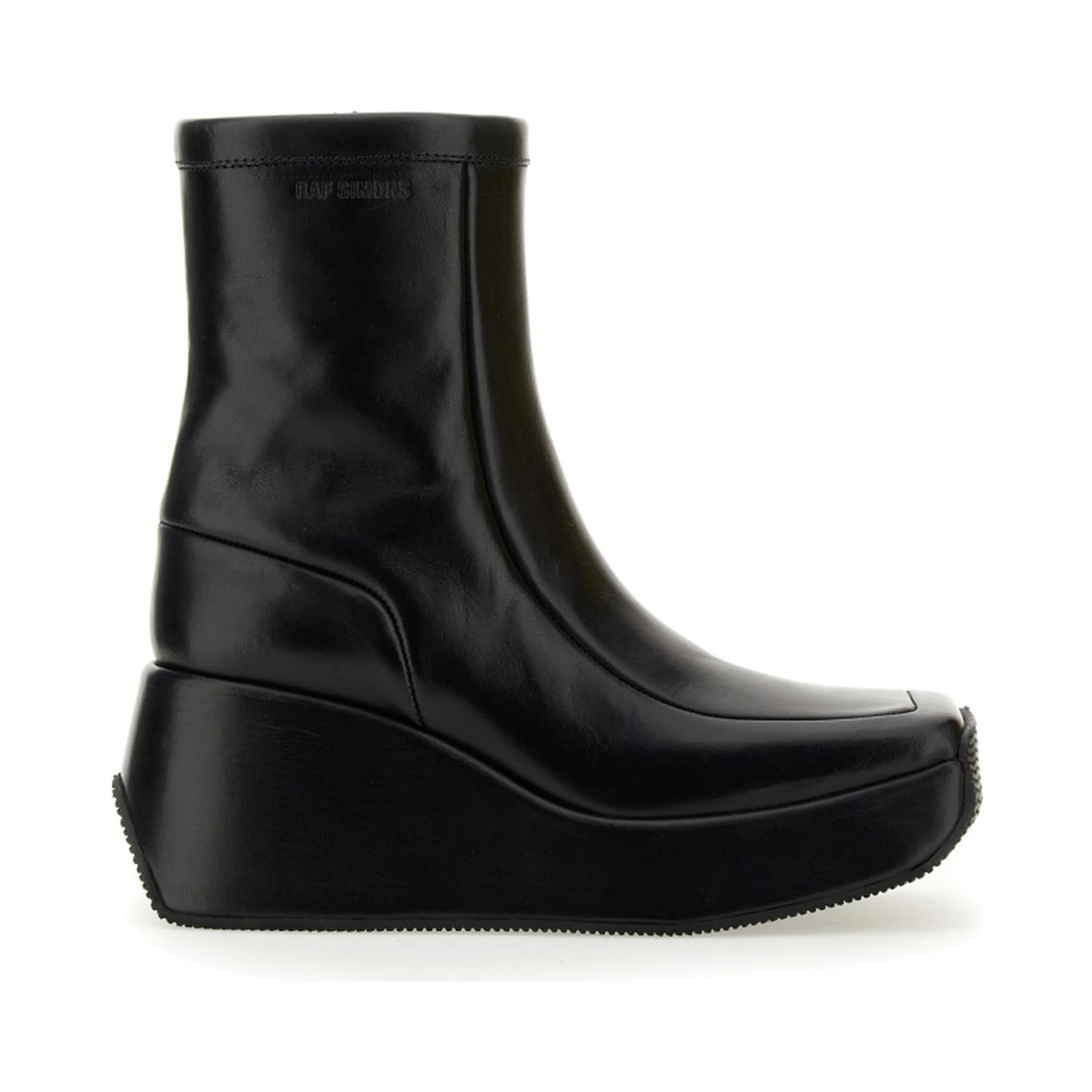 ANKLE BOOT WITH SQUARE TOE