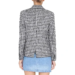 جاكيت من التويد