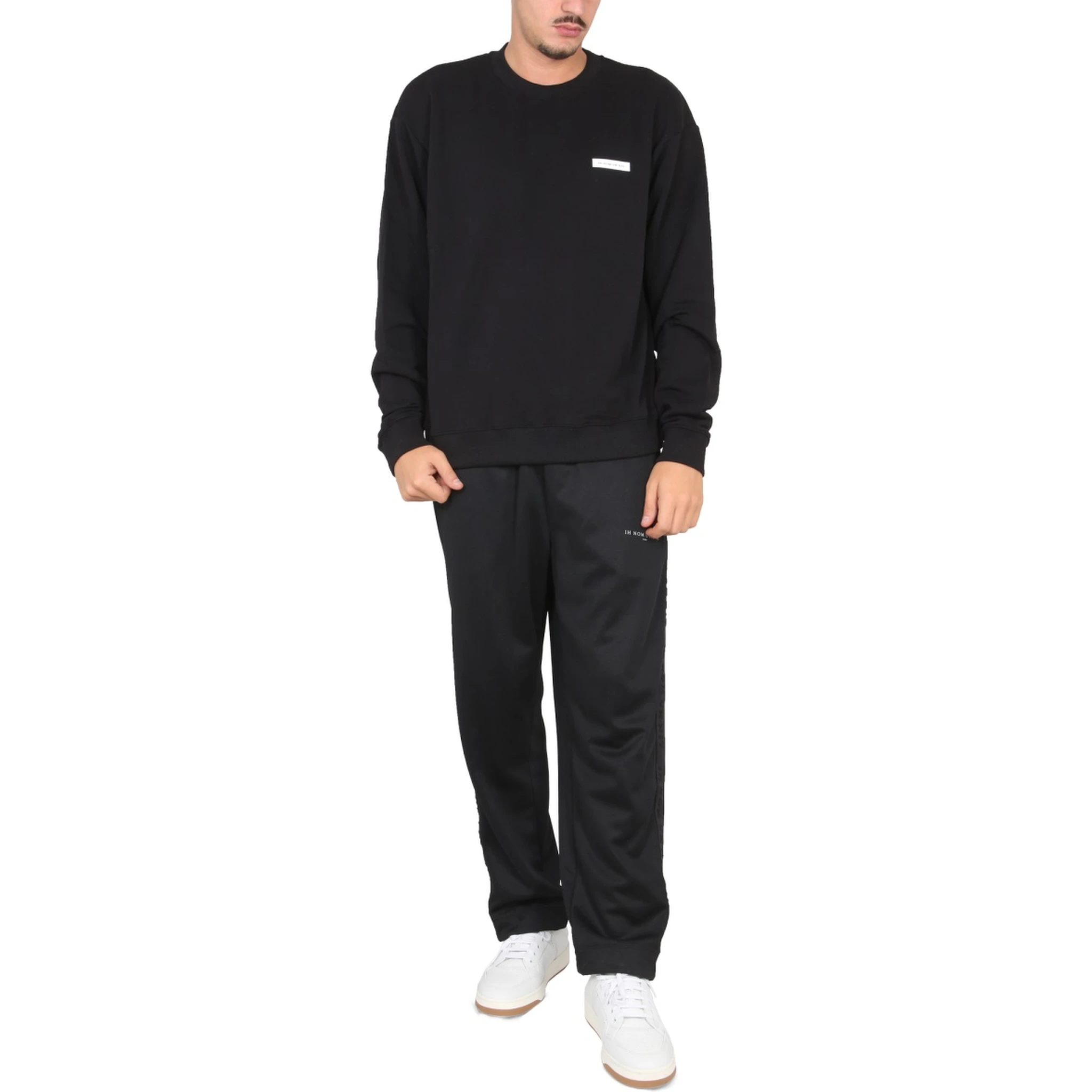 CREWNECK SWEATSHIRT
