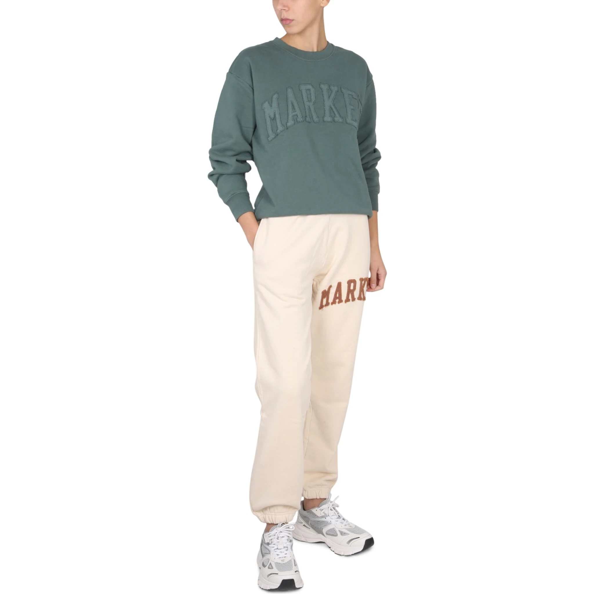 سويت شيرت عتيق الغسيل