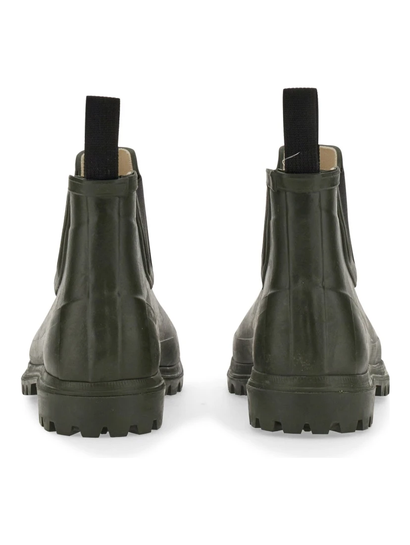 RUBBER BOOT