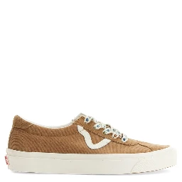 حذاء رياضي طراز 73 DX