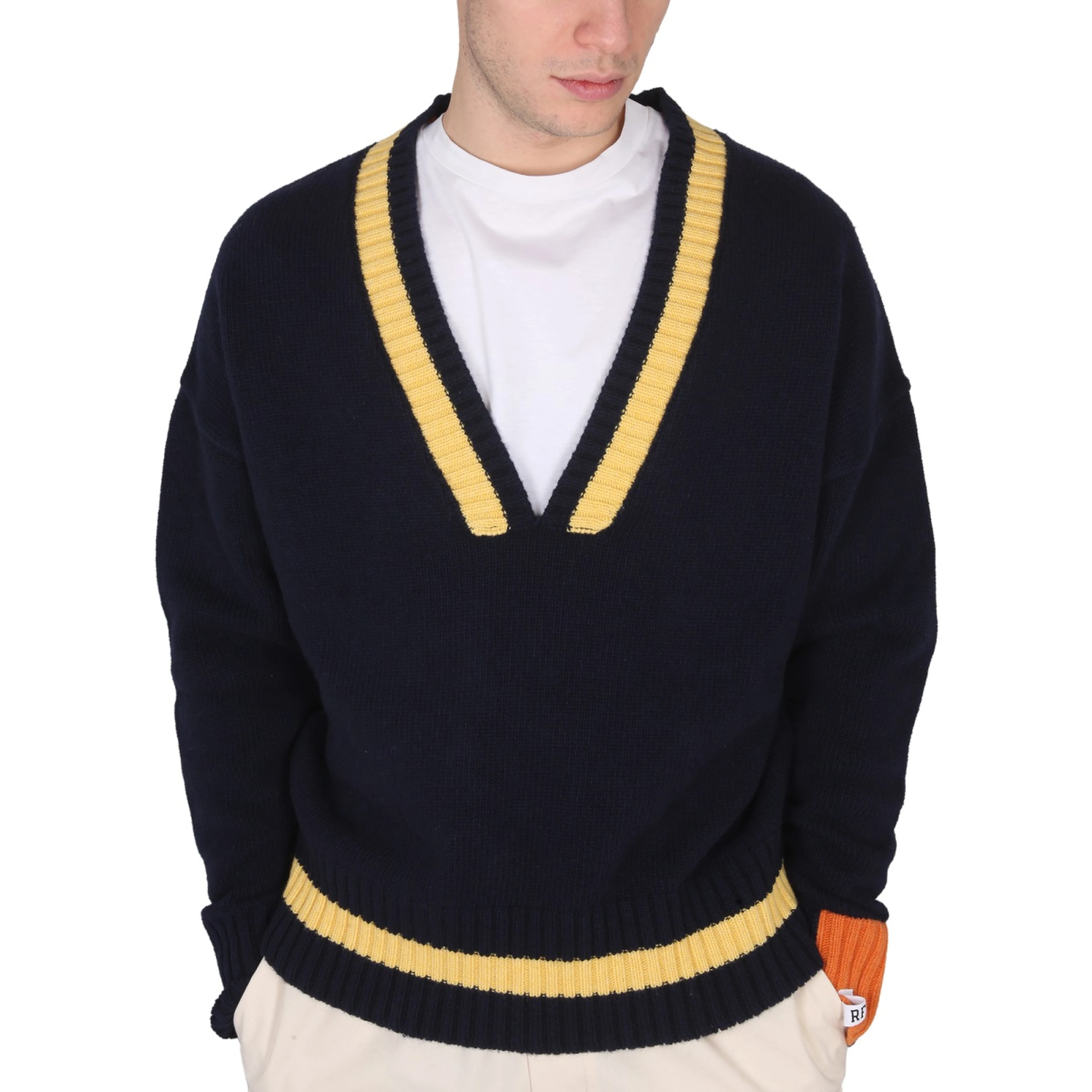 V-NECK JERSEY