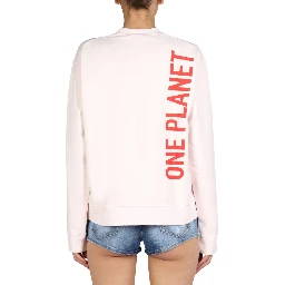 سويت شيرت مطبوع عليه شعار