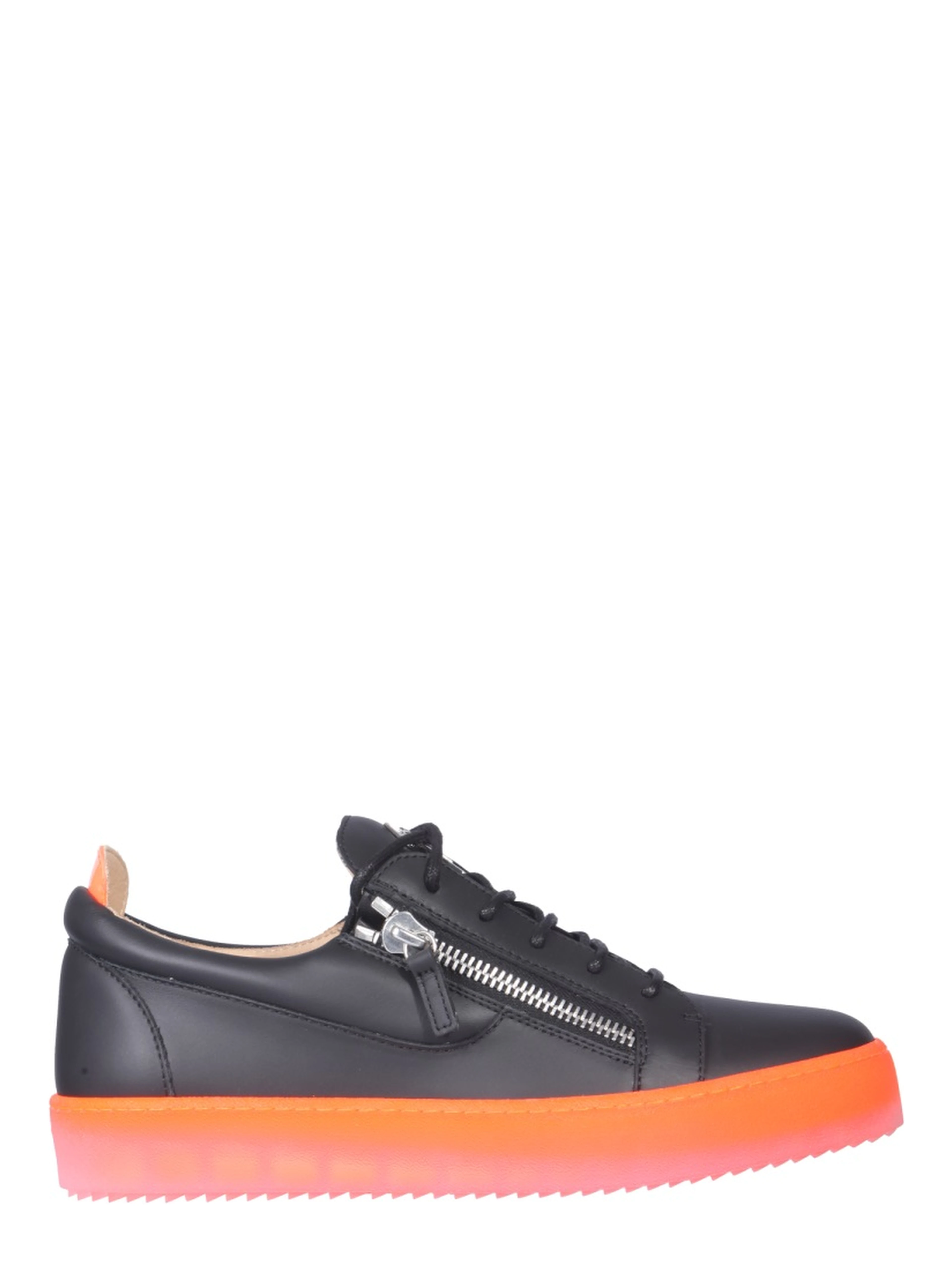 FRANKIE SNEAKERS