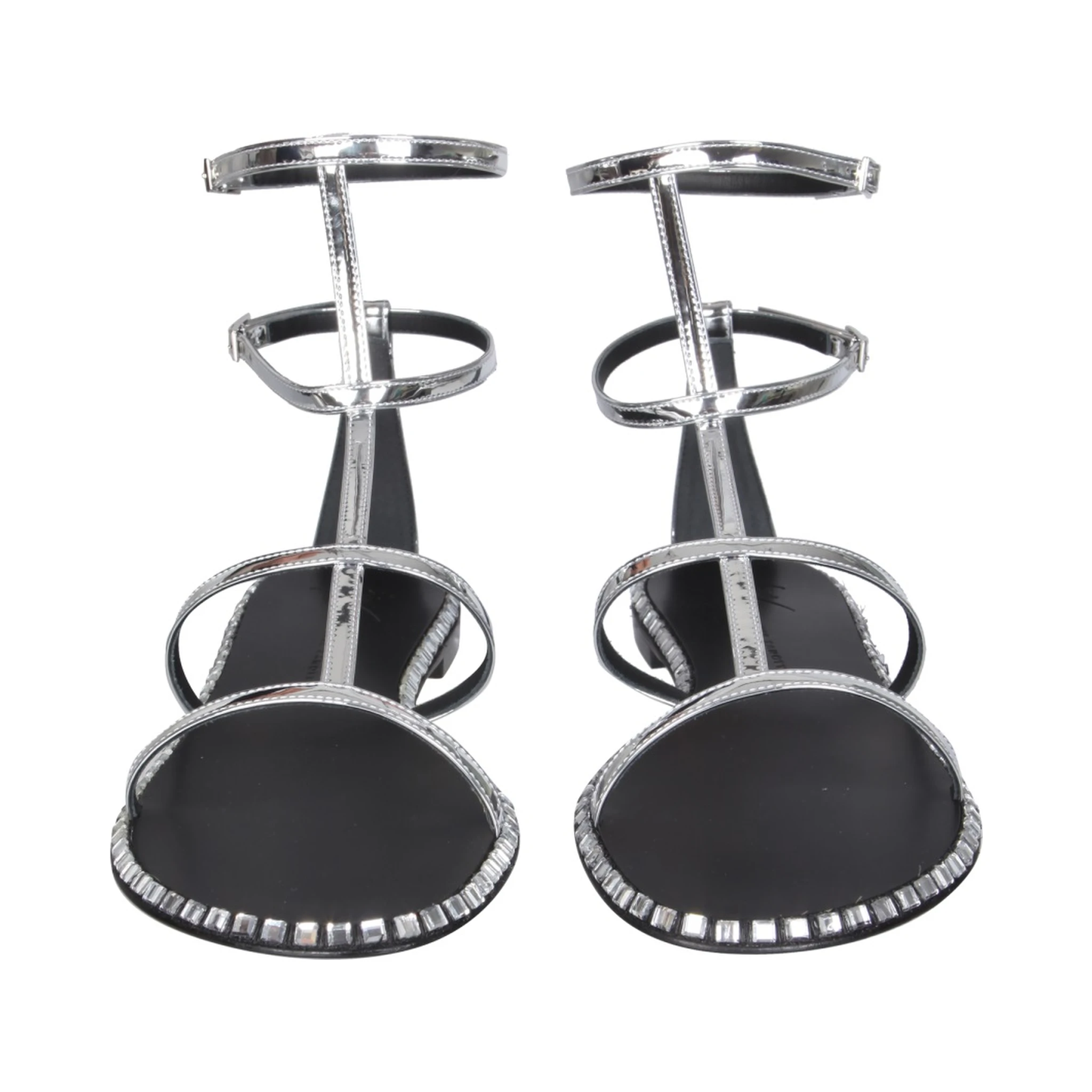 FLAT GLADIATOR SANDALS