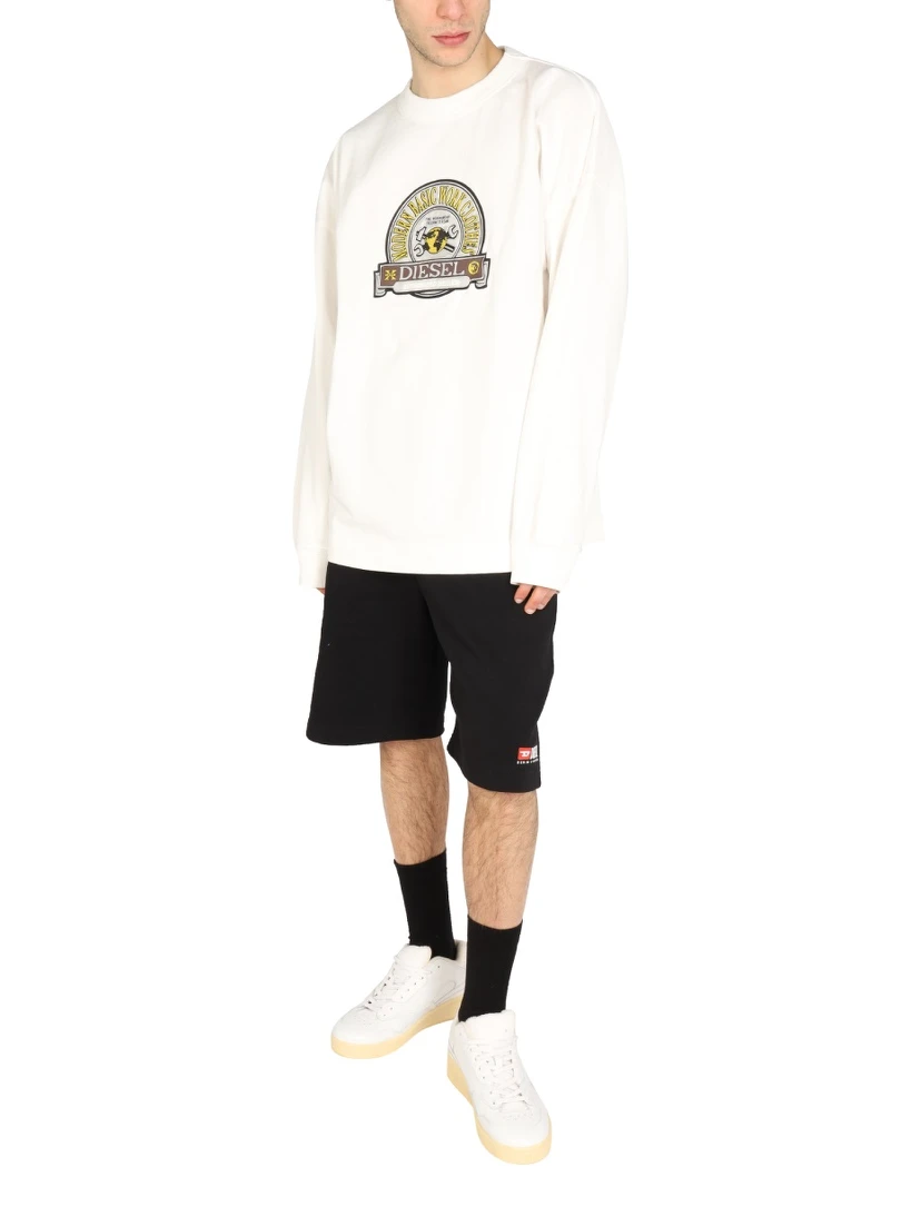 LOGO PATCH SWEATSHIRT