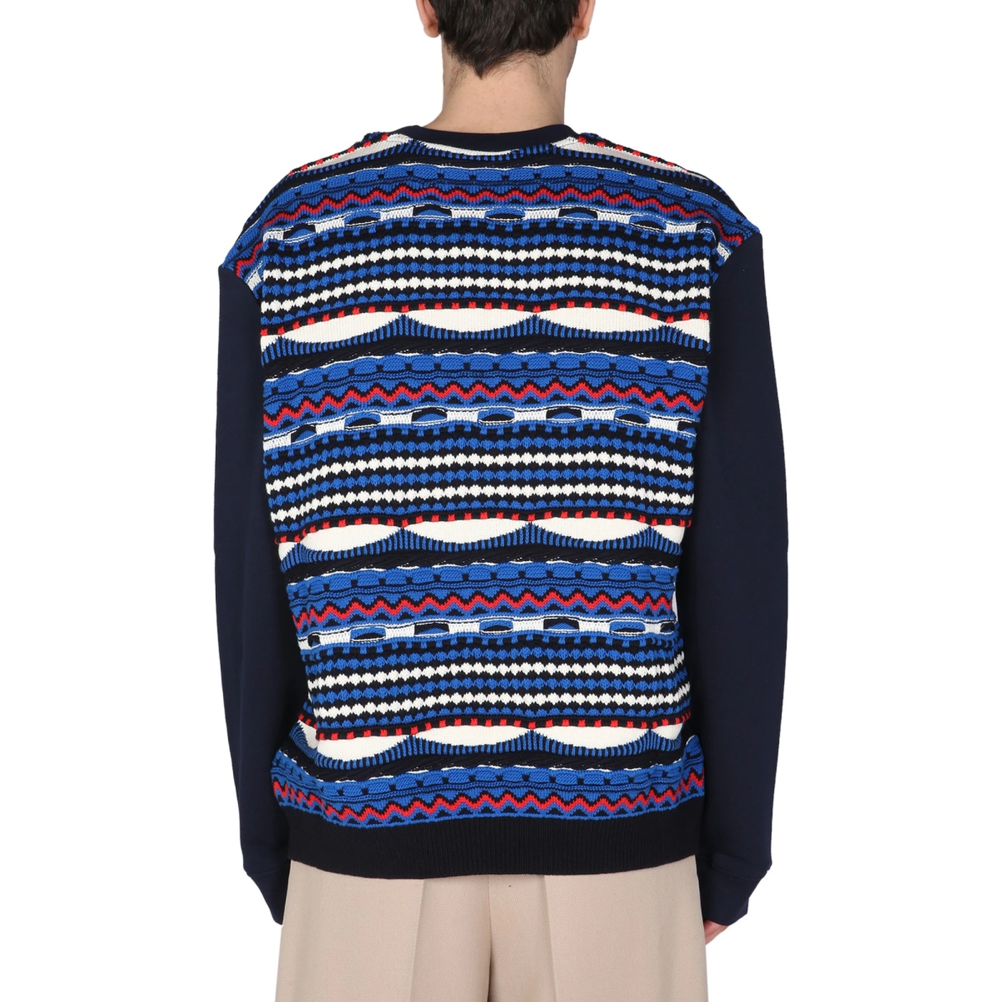 سويت شيرت برقبة دائرية