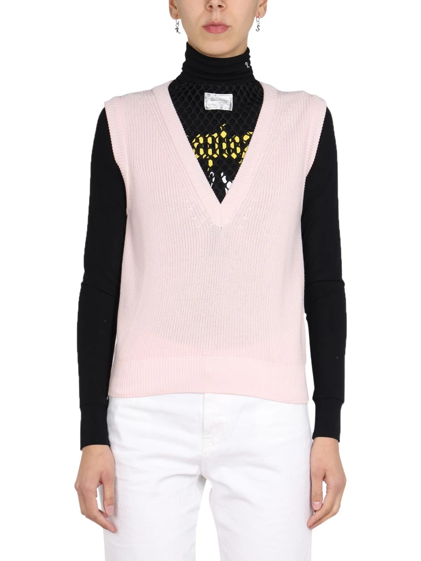 KNITTED VEST