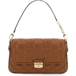 حقيبة بشعار