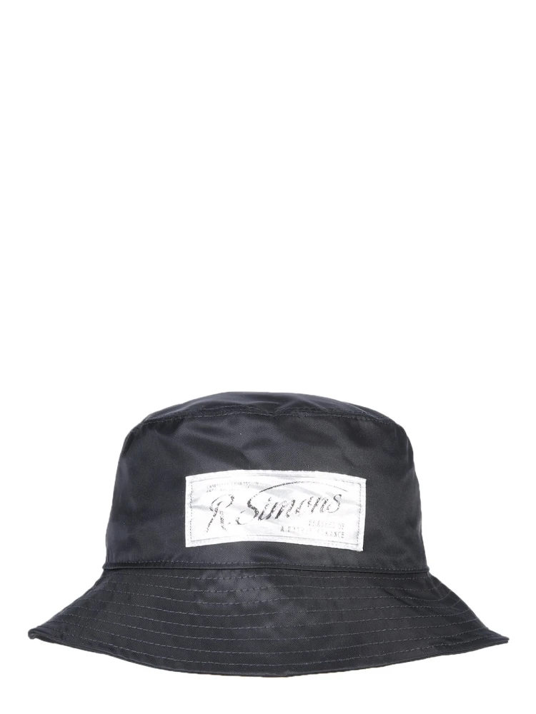 REVERSIBLE BUCKET HAT alternative