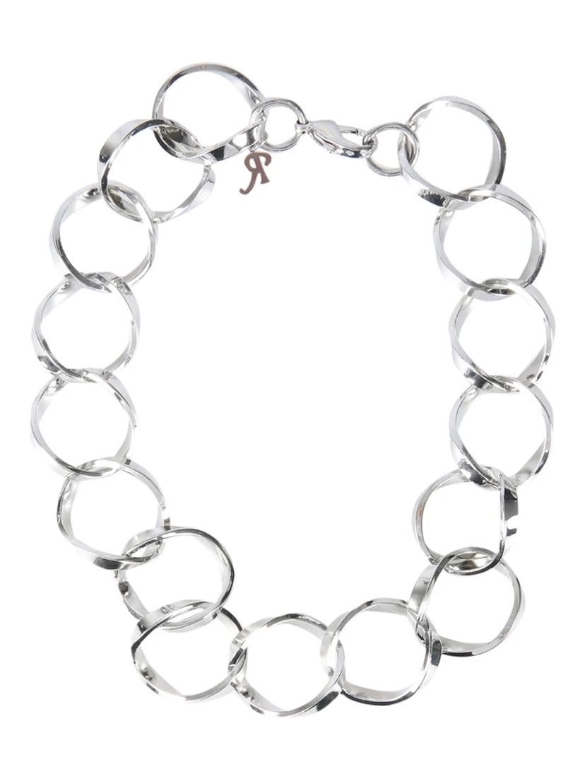 LINKED RINGS NECKLACE