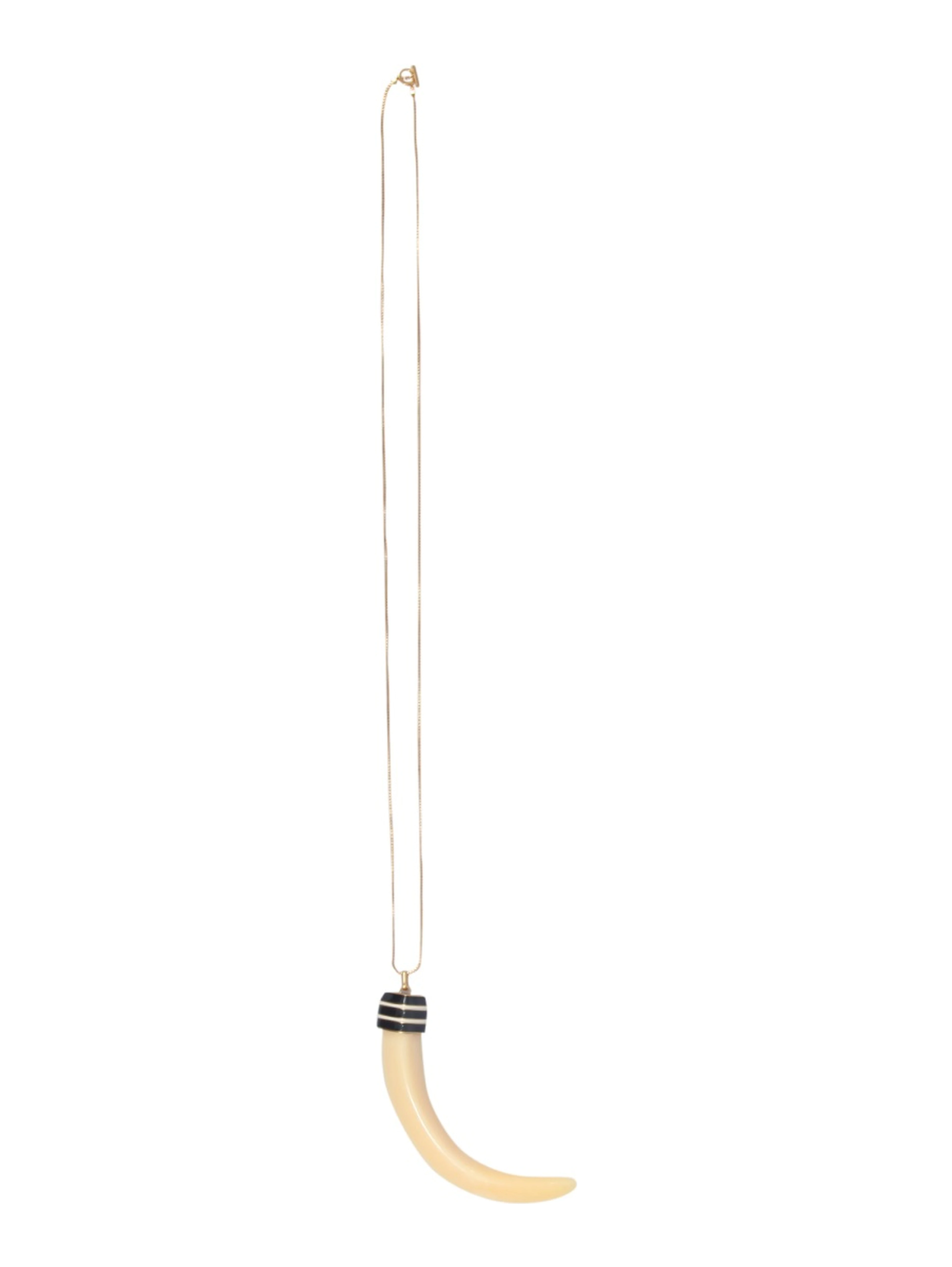 PENDANT NECKLACE