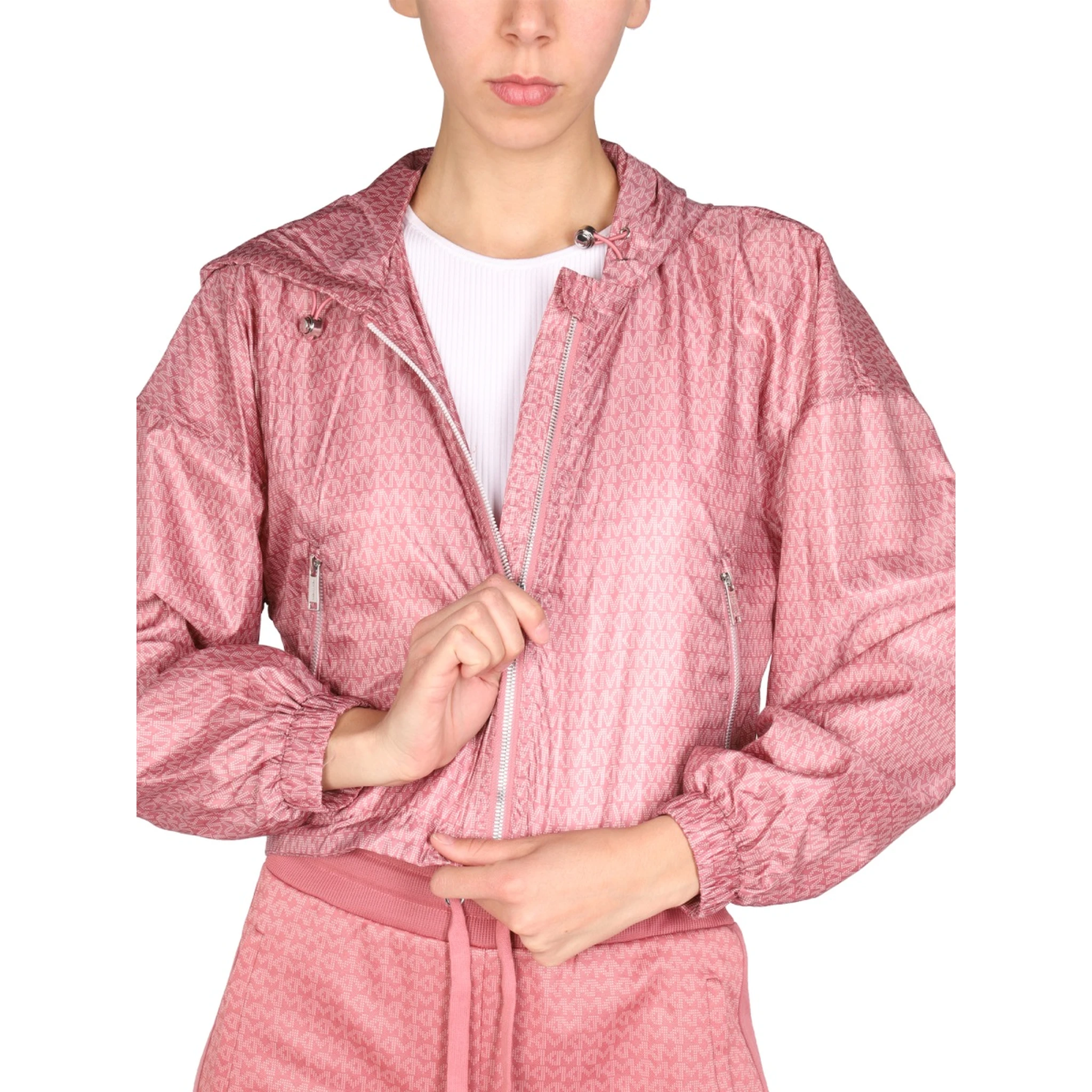 سويت شيرت بشعار