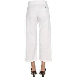 CROPPED FIT JEANS