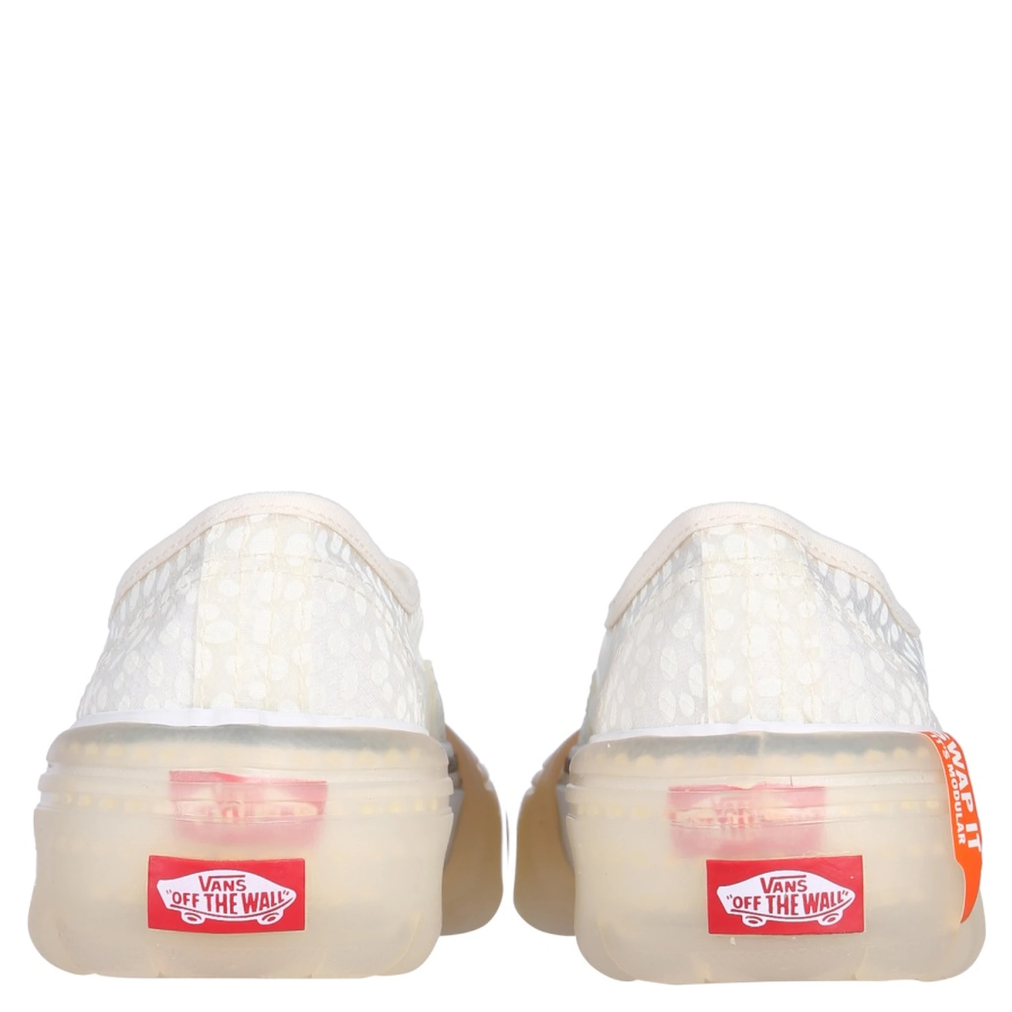 حذاء رياضي كلاسيكي