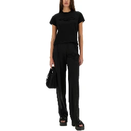 EMBOSSED LOGO T-SHIRT