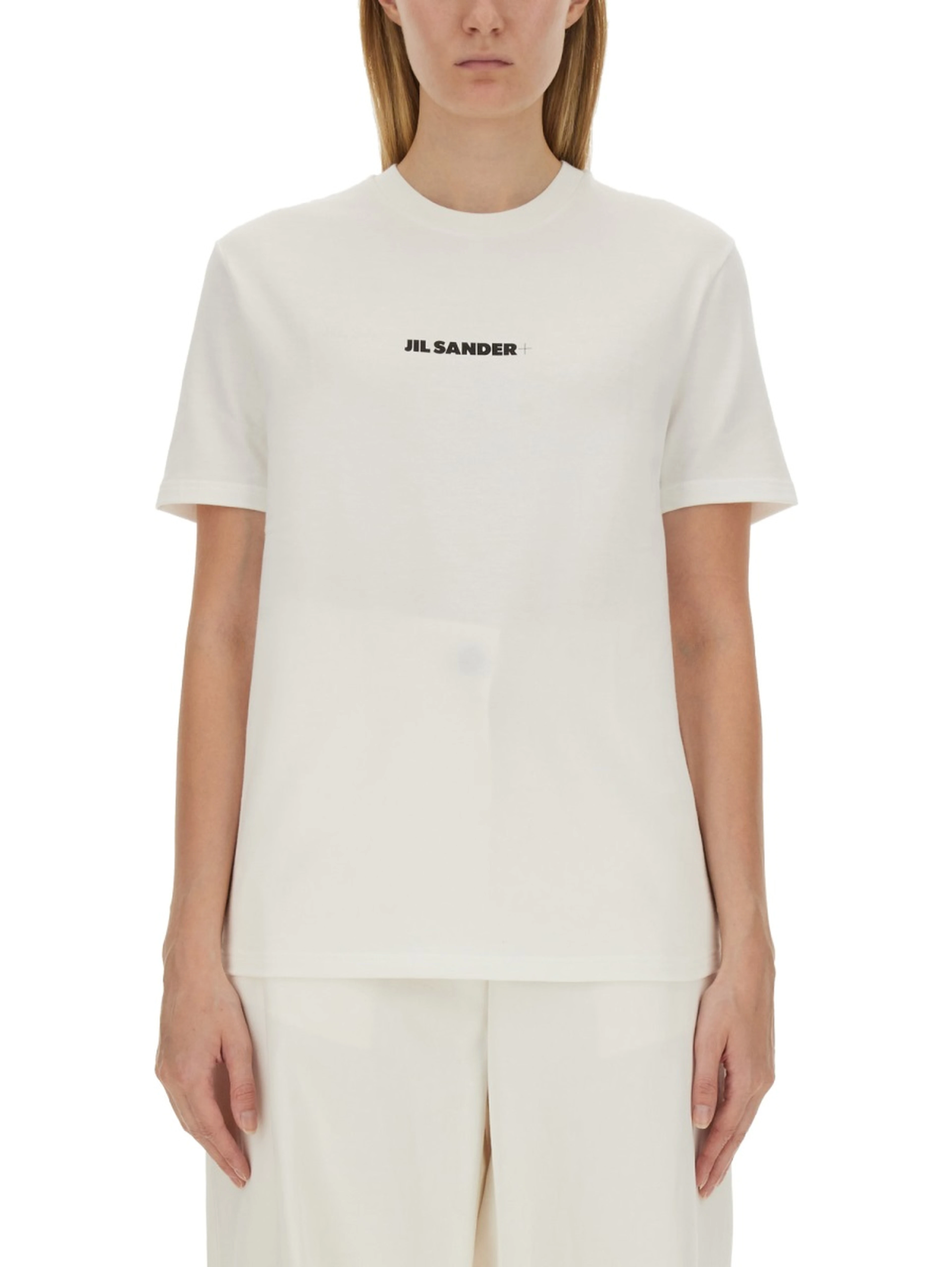 T-SHIRT WITH LOGO